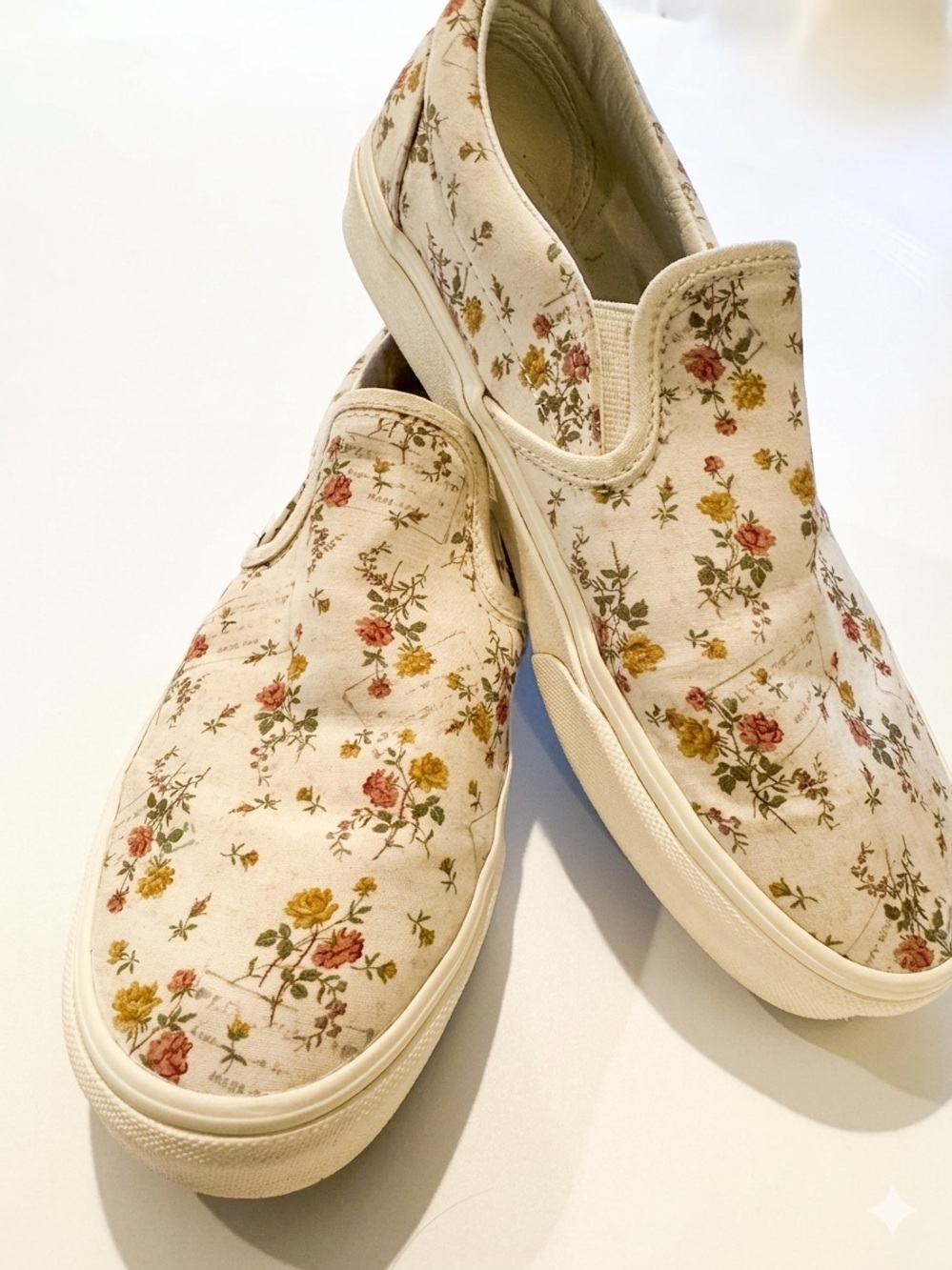 Vans Women's Floral Marshmellow Slip-On in Cream with Orange& Yellow Flowers